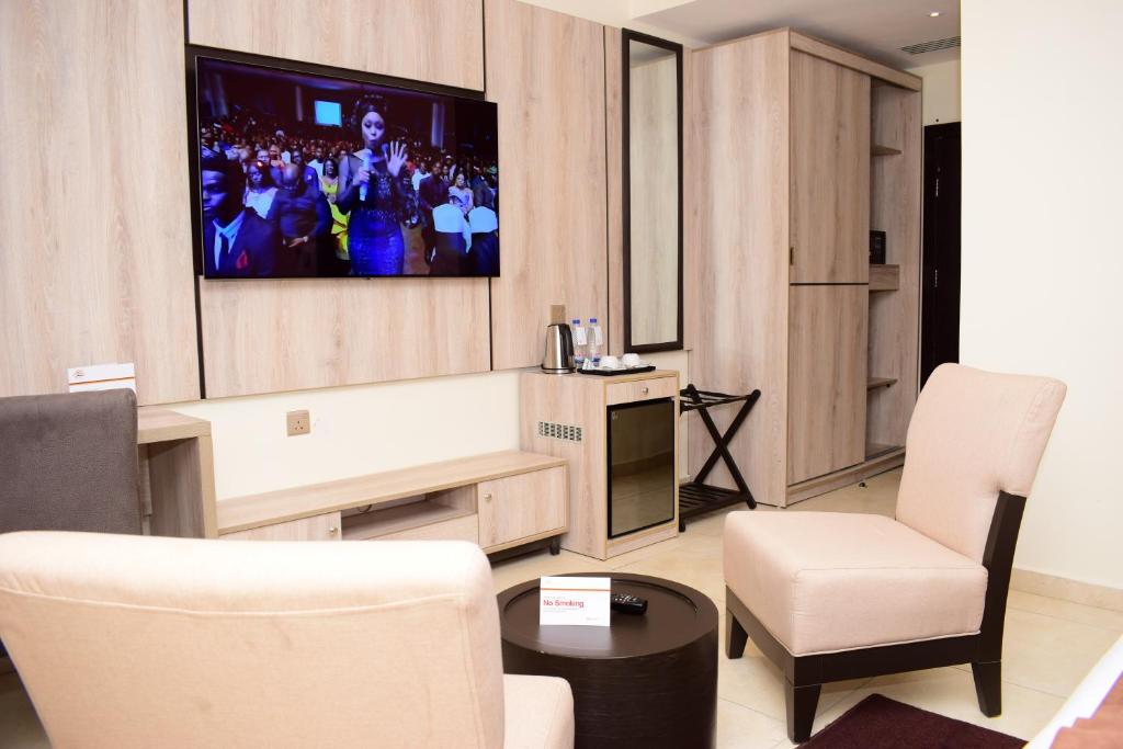 Guest room at Monty Suites